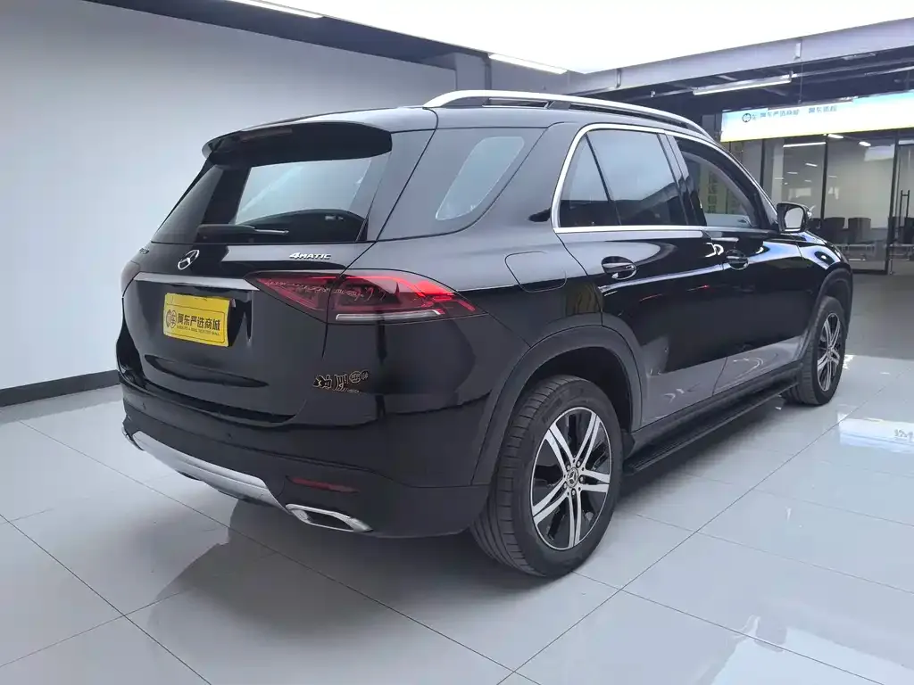 Mercedes-Benz GLE — фото 4