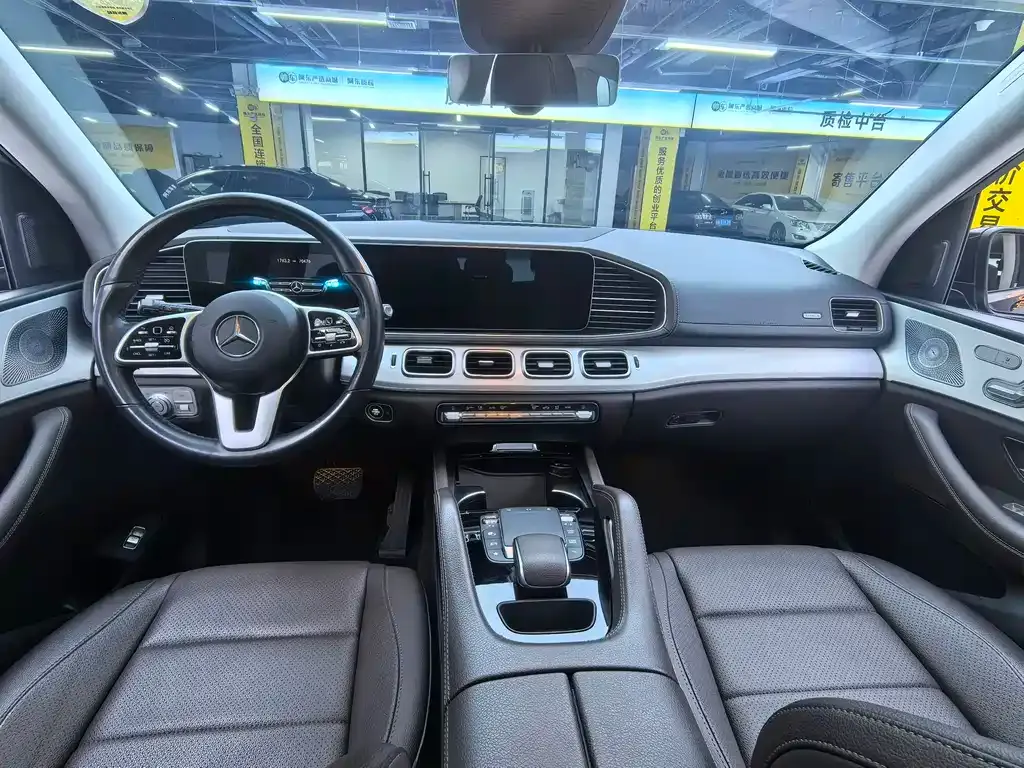 Mercedes-Benz GLE — фото 8