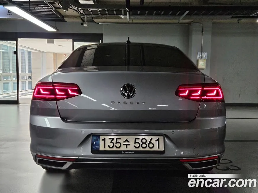 Volkswagen Passat — фото 4