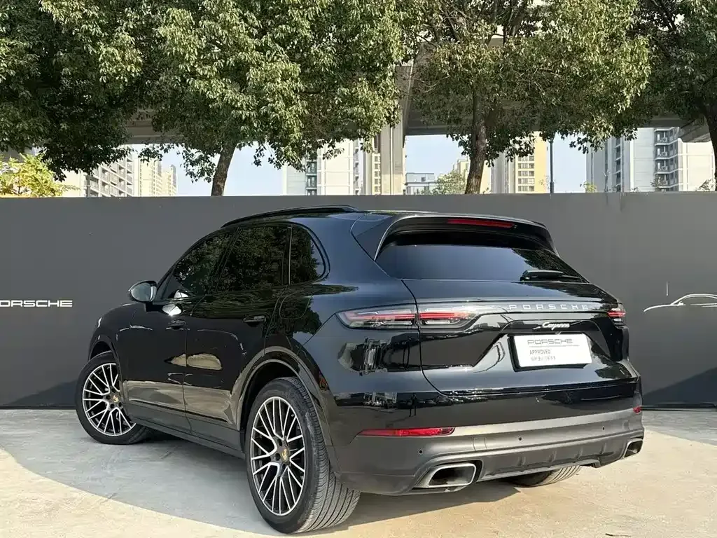 Porsche Cayenne Hybrid — фото 8