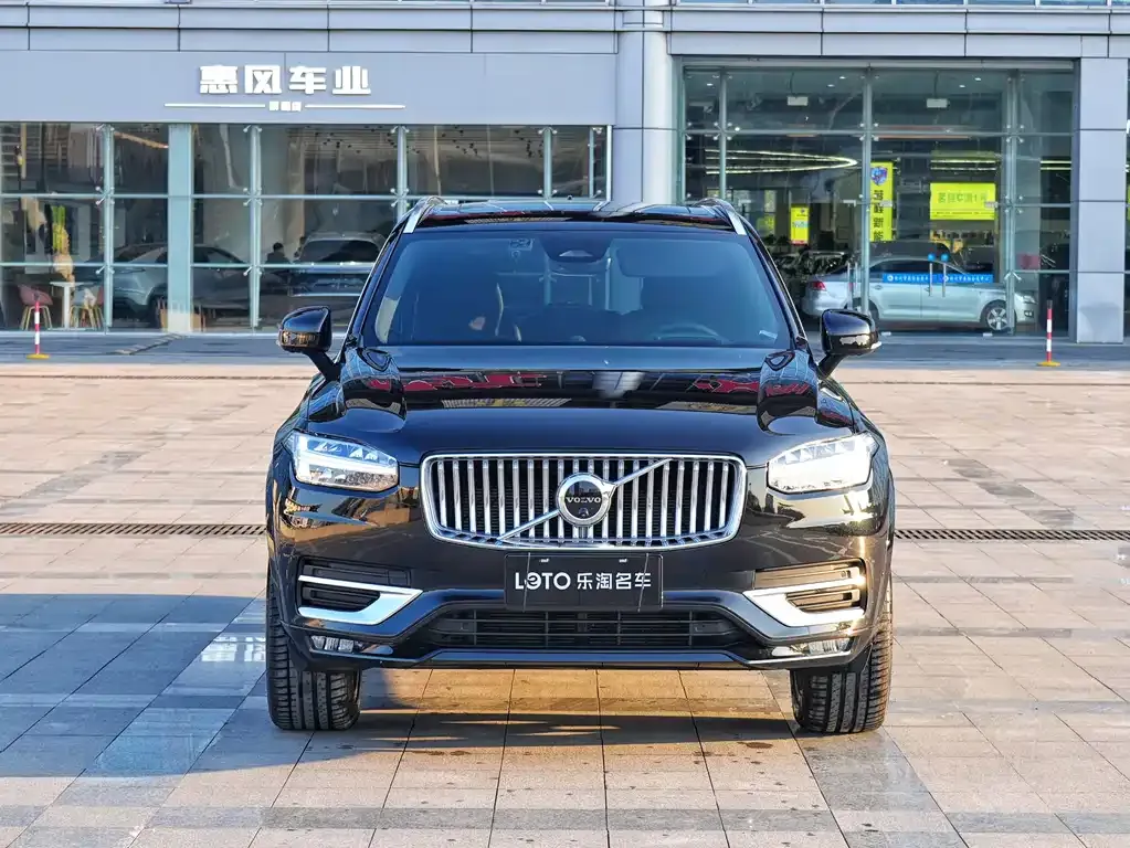 Volvo XC90 — фото 3