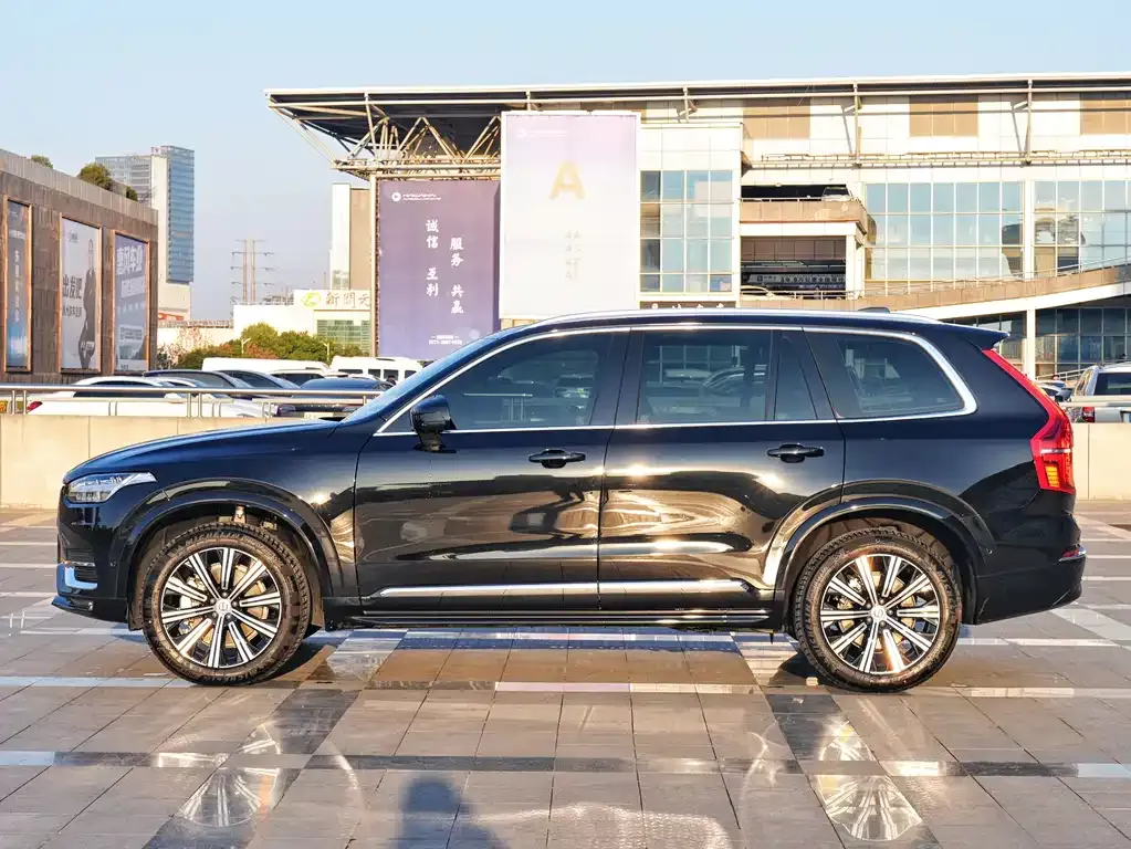 Volvo XC90 — фото 2