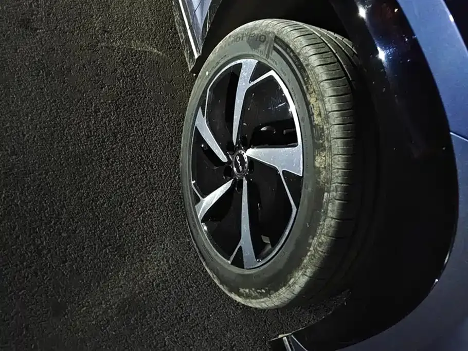 BYD Seal 07 EV — фото 10