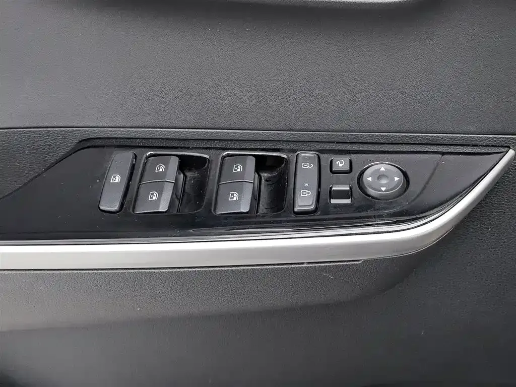 Hyundai Custo — фото 7