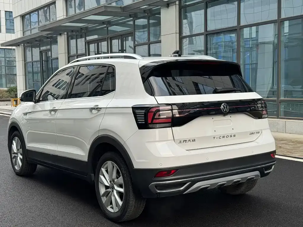 Volkswagen T-Cross — фото 4