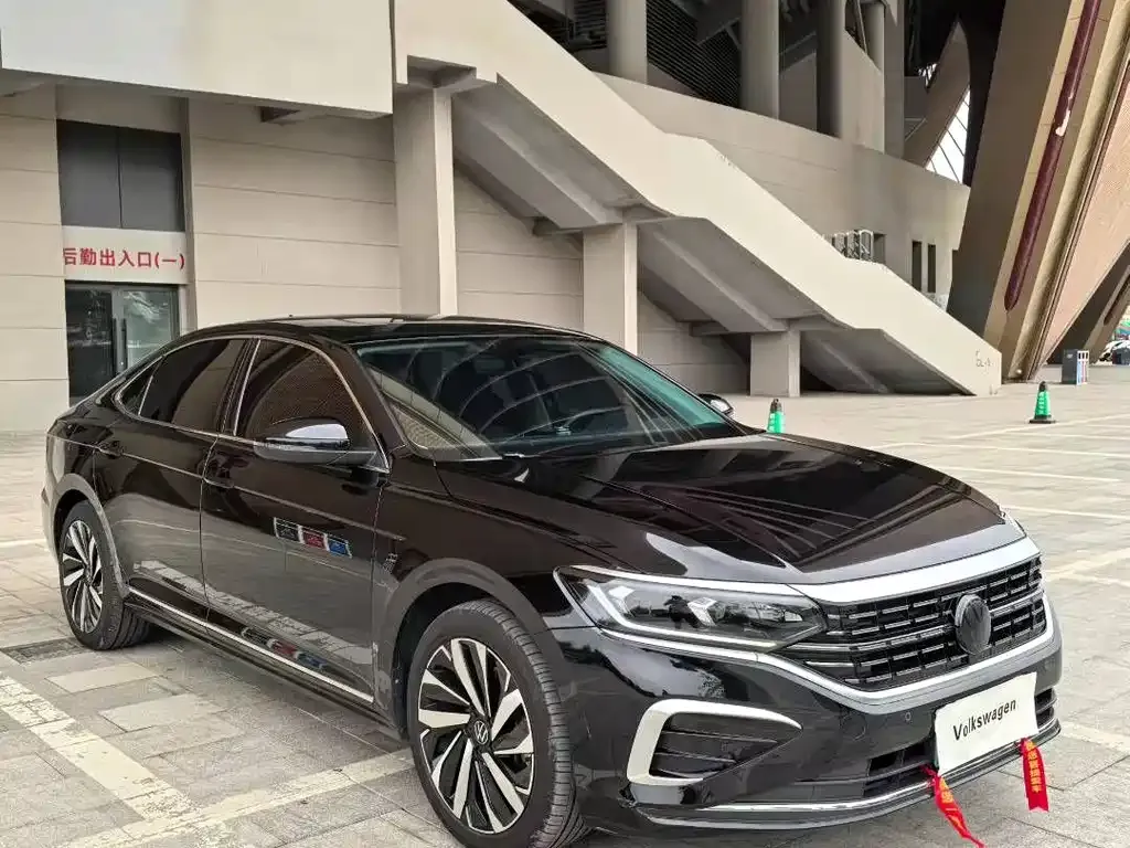 Volkswagen Passat — фото 5