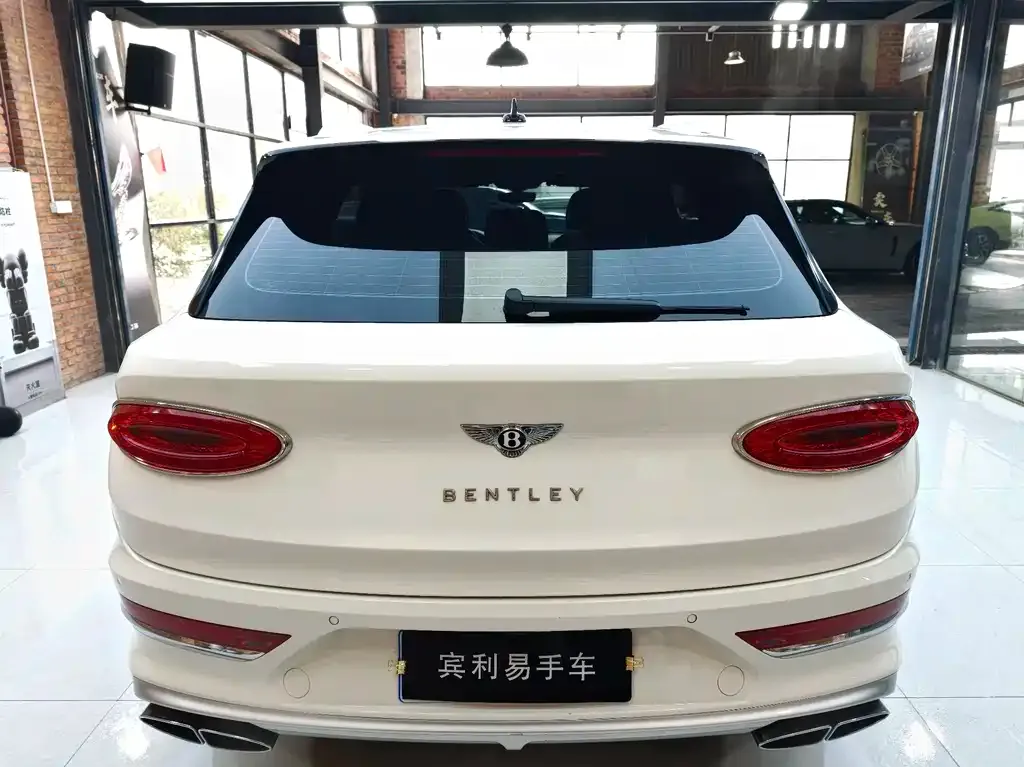 Bentley Bentayga — фото 5