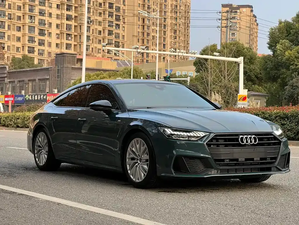 Audi A7 — фото 8