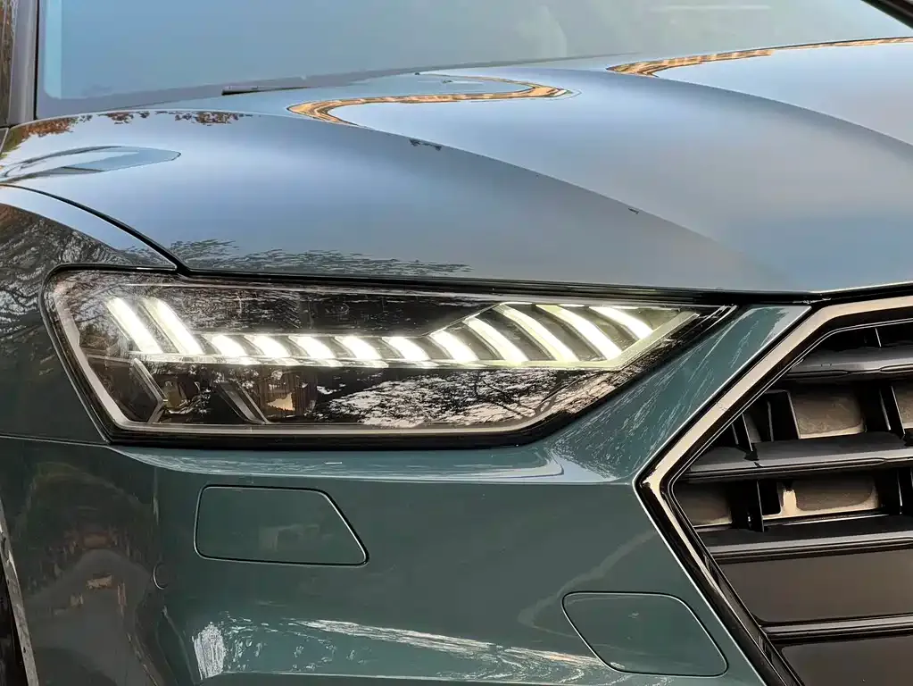 Audi A7 — фото 2