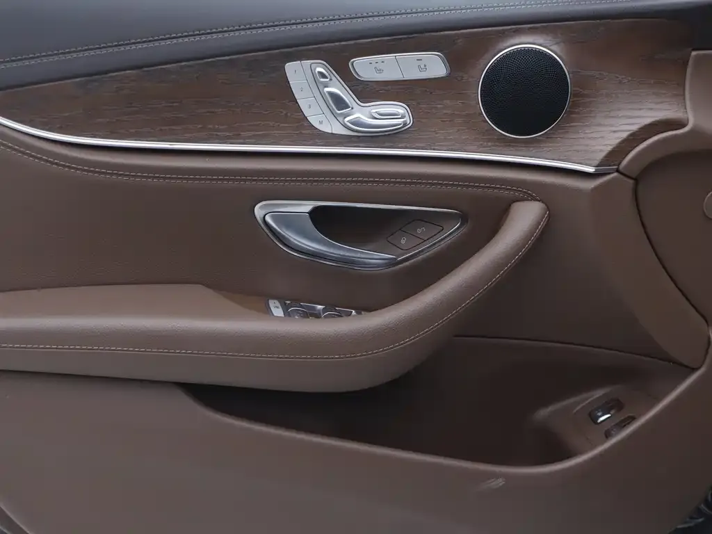 Mercedes-Benz E-Class New Energy — фото 3