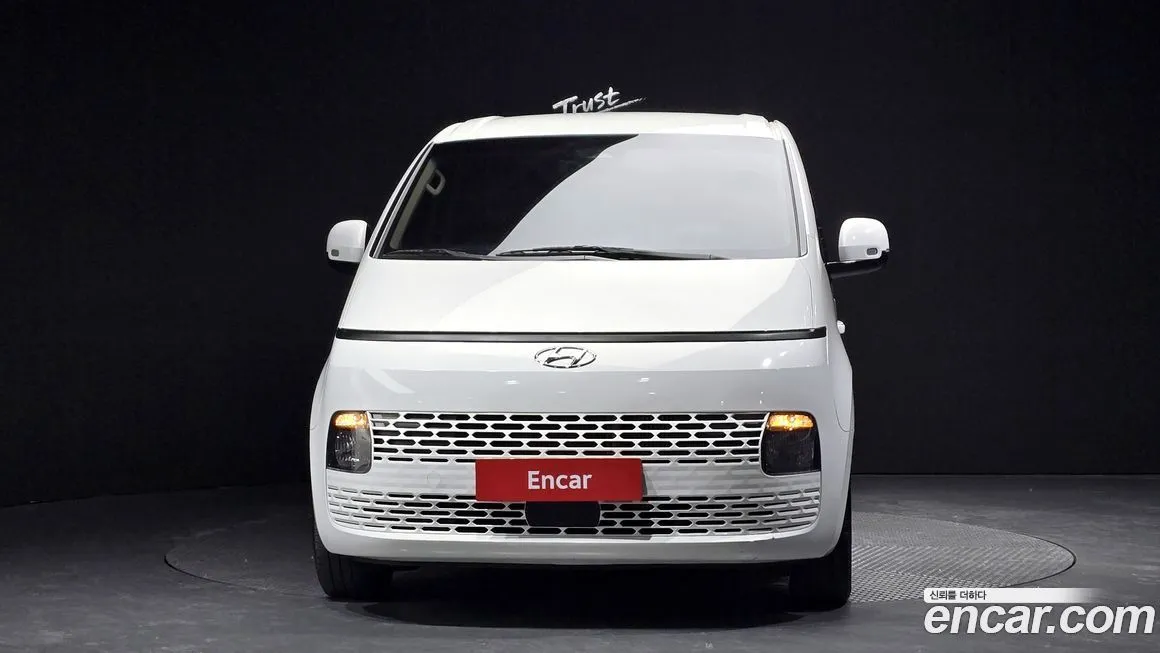 Hyundai Staria — фото 2