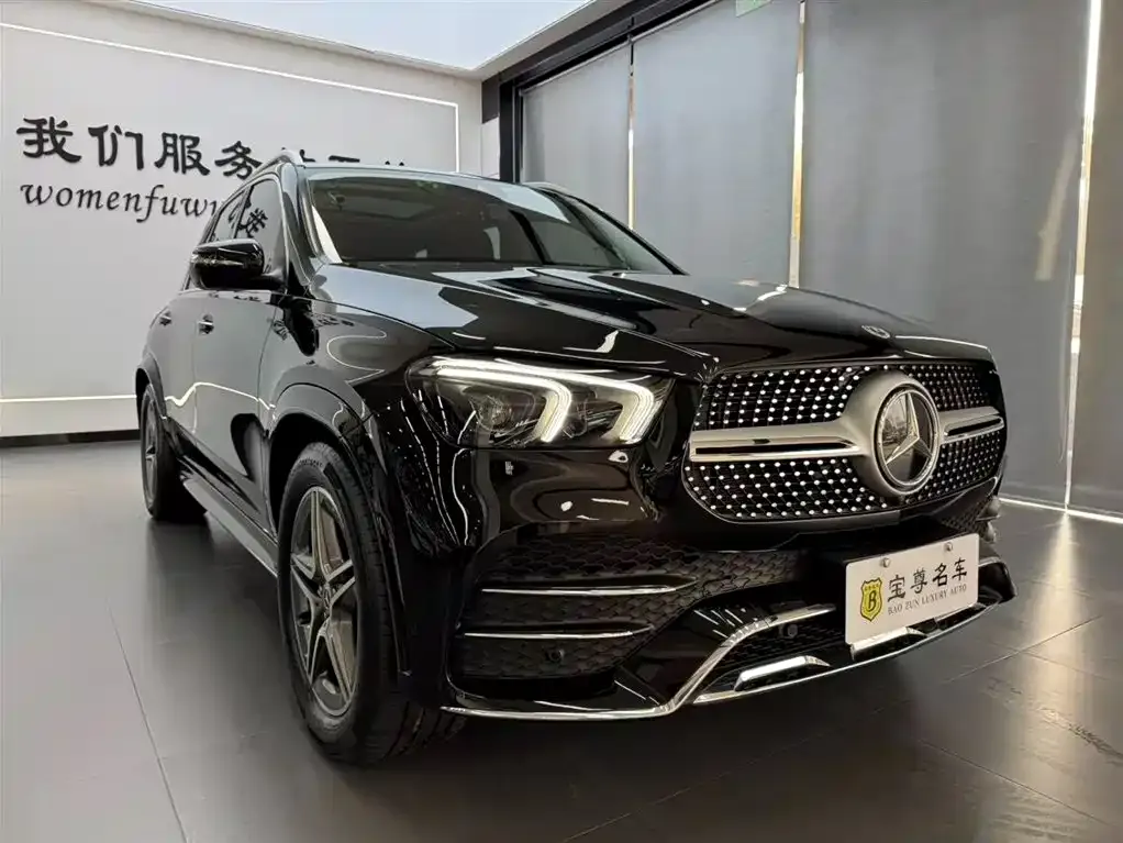 Mercedes-Benz GLE — фото 1