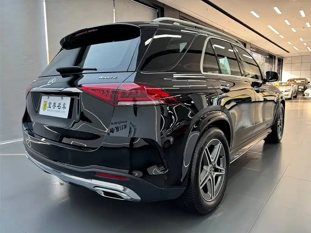 Mercedes-Benz GLE — фото 8