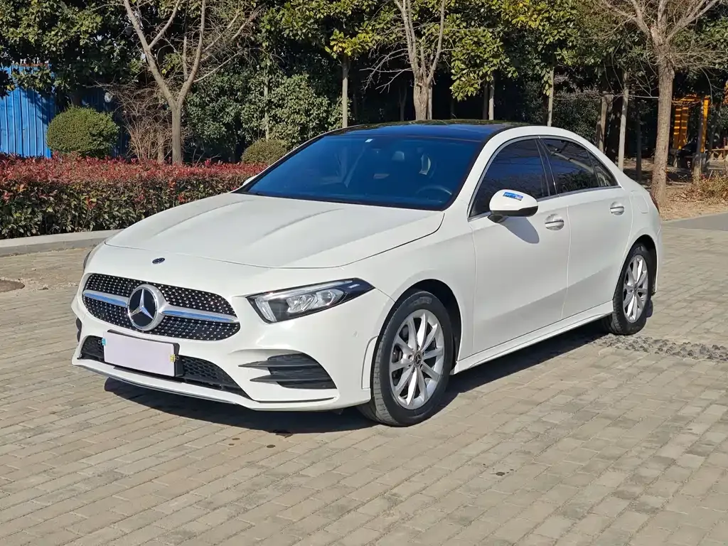 Mercedes-Benz A-Class — фото 9