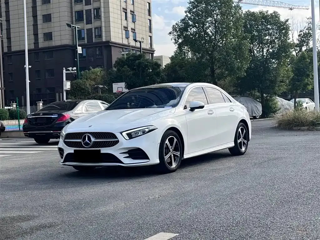 Mercedes-Benz A-Class — фото 1