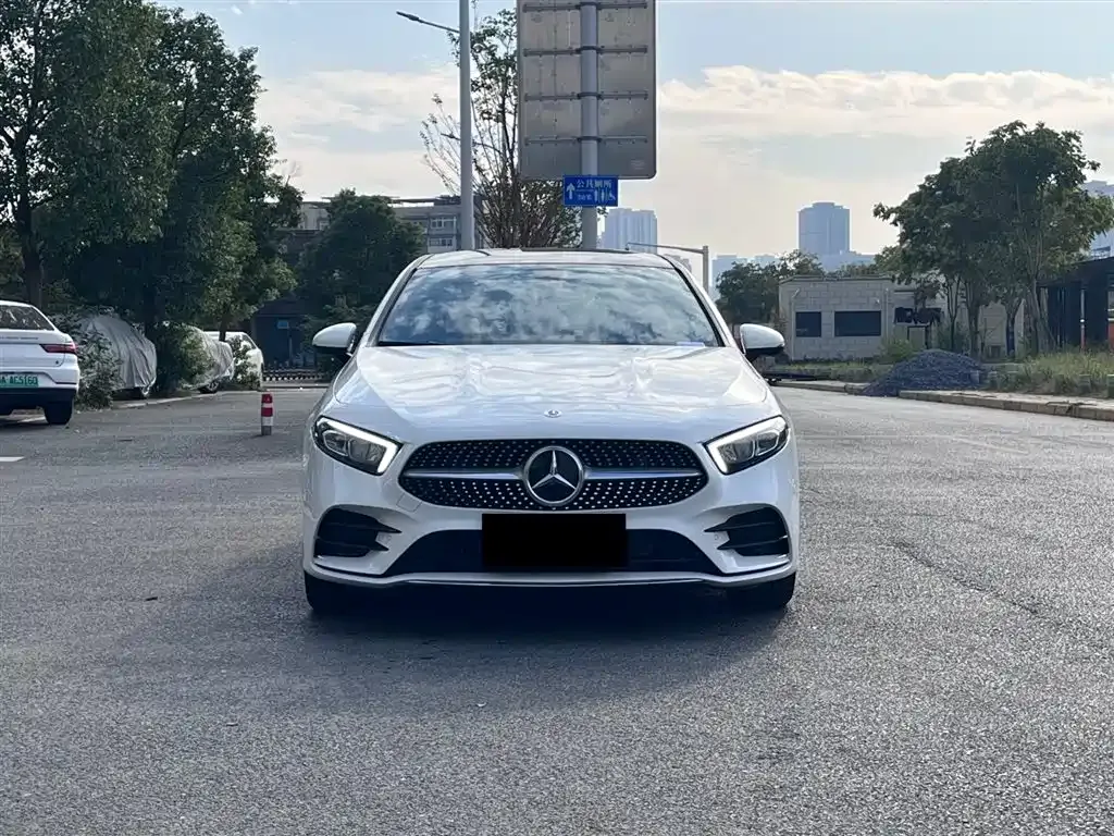 Mercedes-Benz A-Class — фото 10