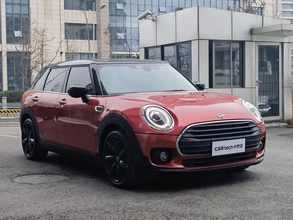 MINI Clubman — фото 2
