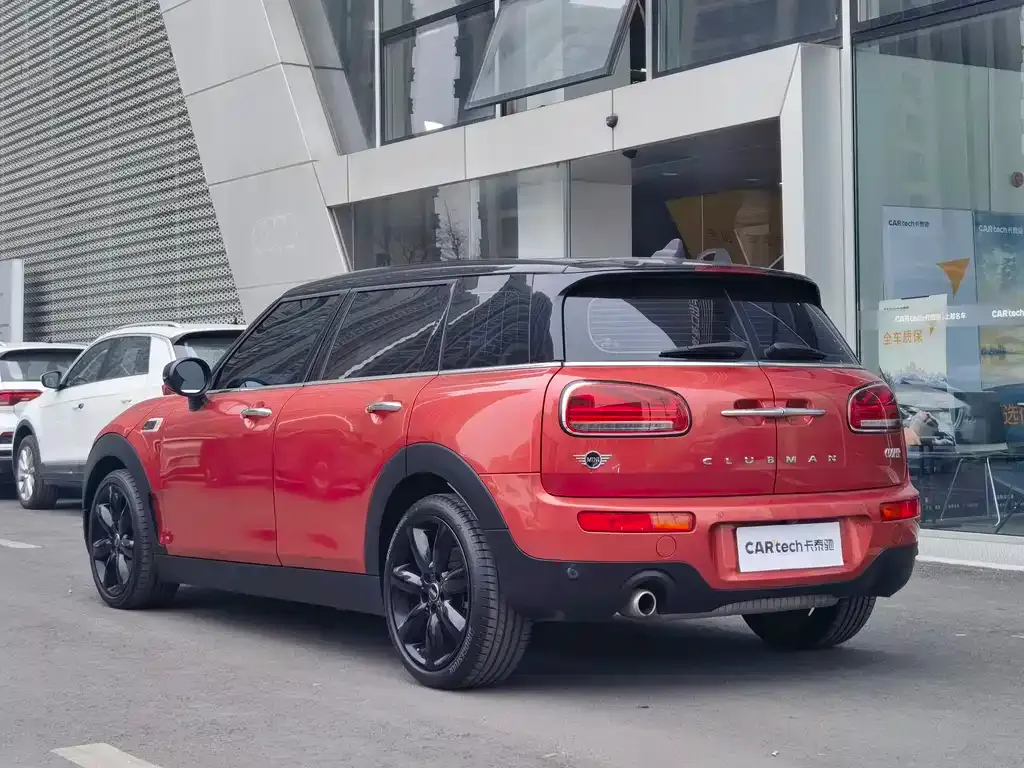 MINI Clubman — фото 4