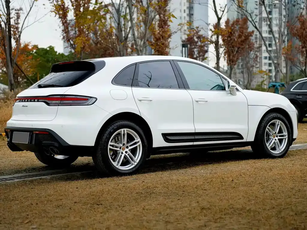 Porsche Macan — фото 5
