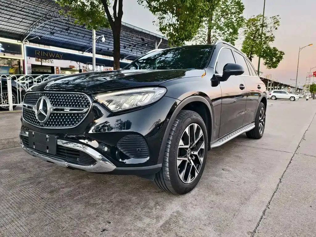 Mercedes-Benz GLC — фото 1