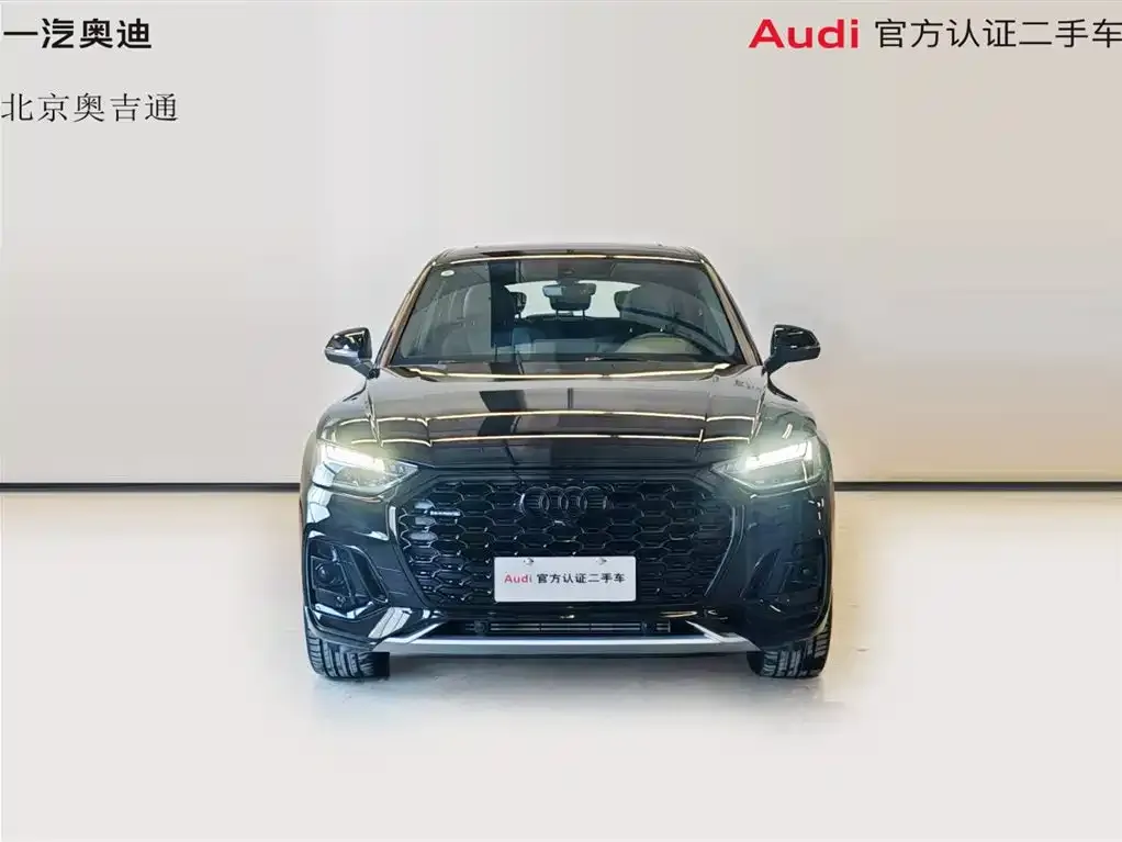 Audi Q5L Sportback — фото 2