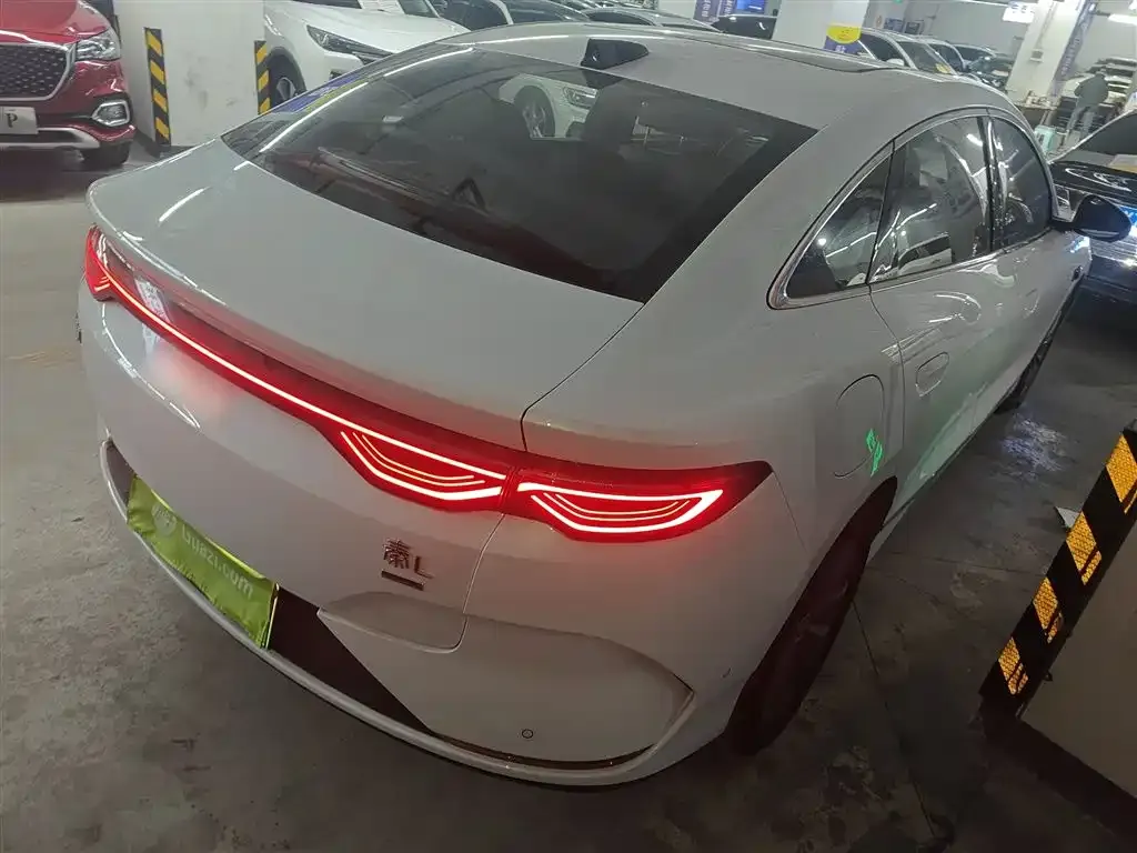 BYD Qin L — фото 8