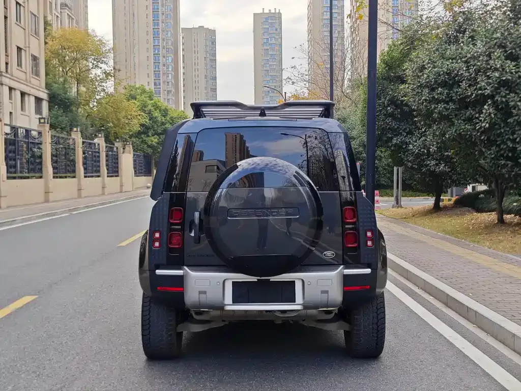 Land Rover Defender — фото 3