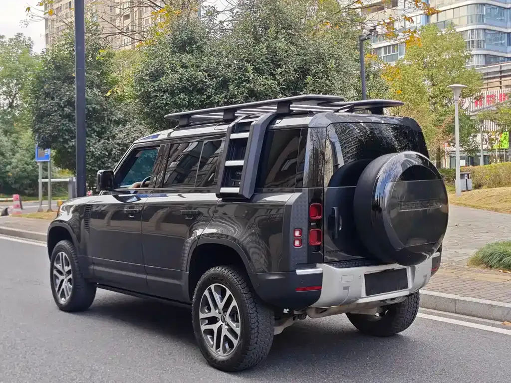 Land Rover Defender — фото 5