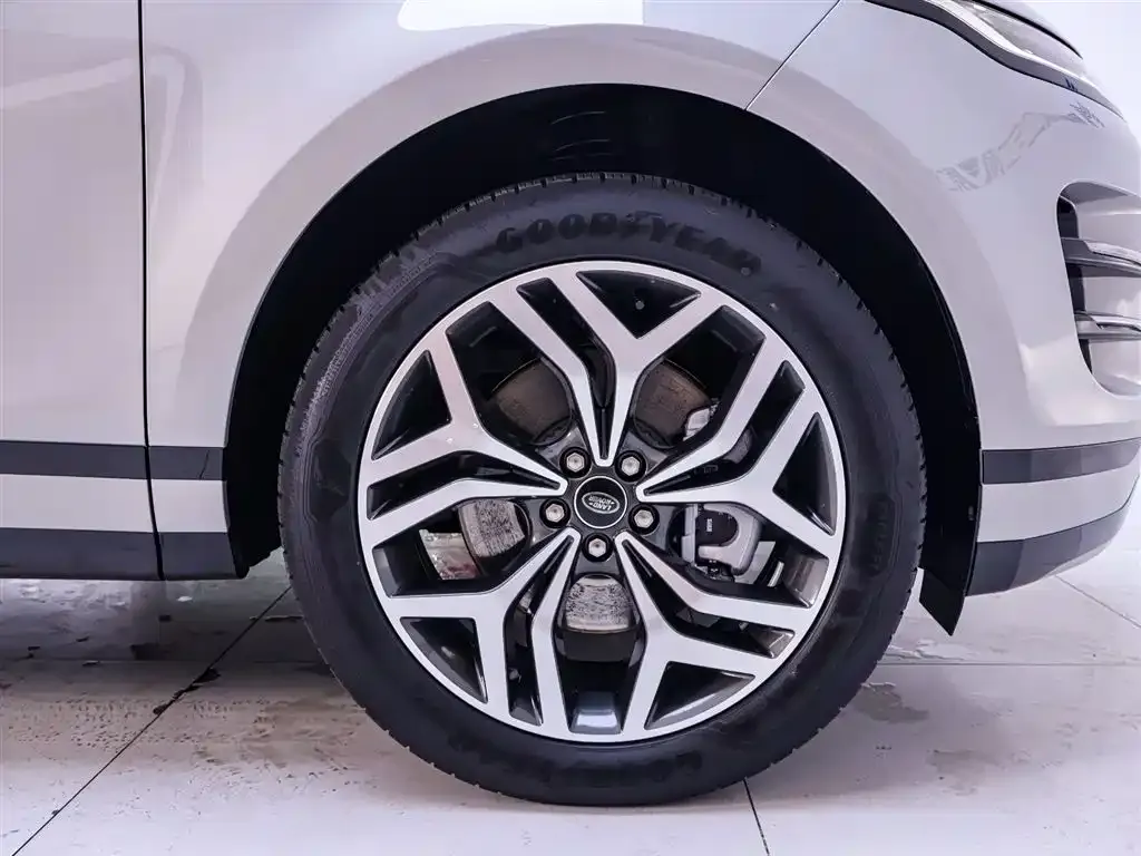 Land Rover Evoque — фото 8