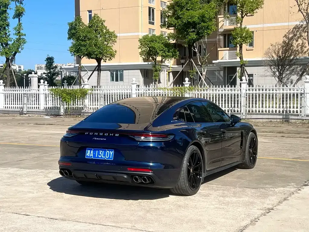 Porsche Panamera — фото 10