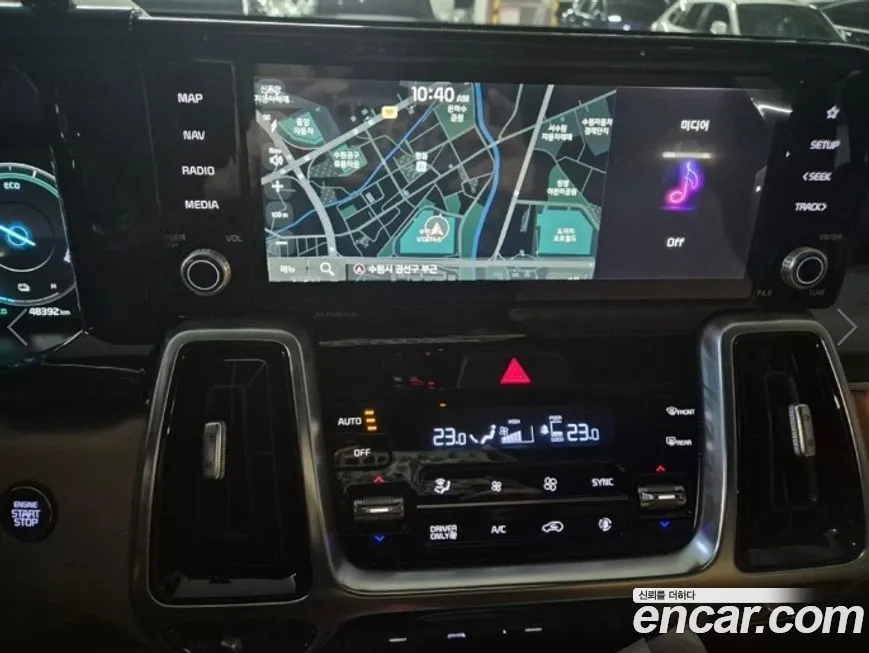 Kia Sorento — фото 9