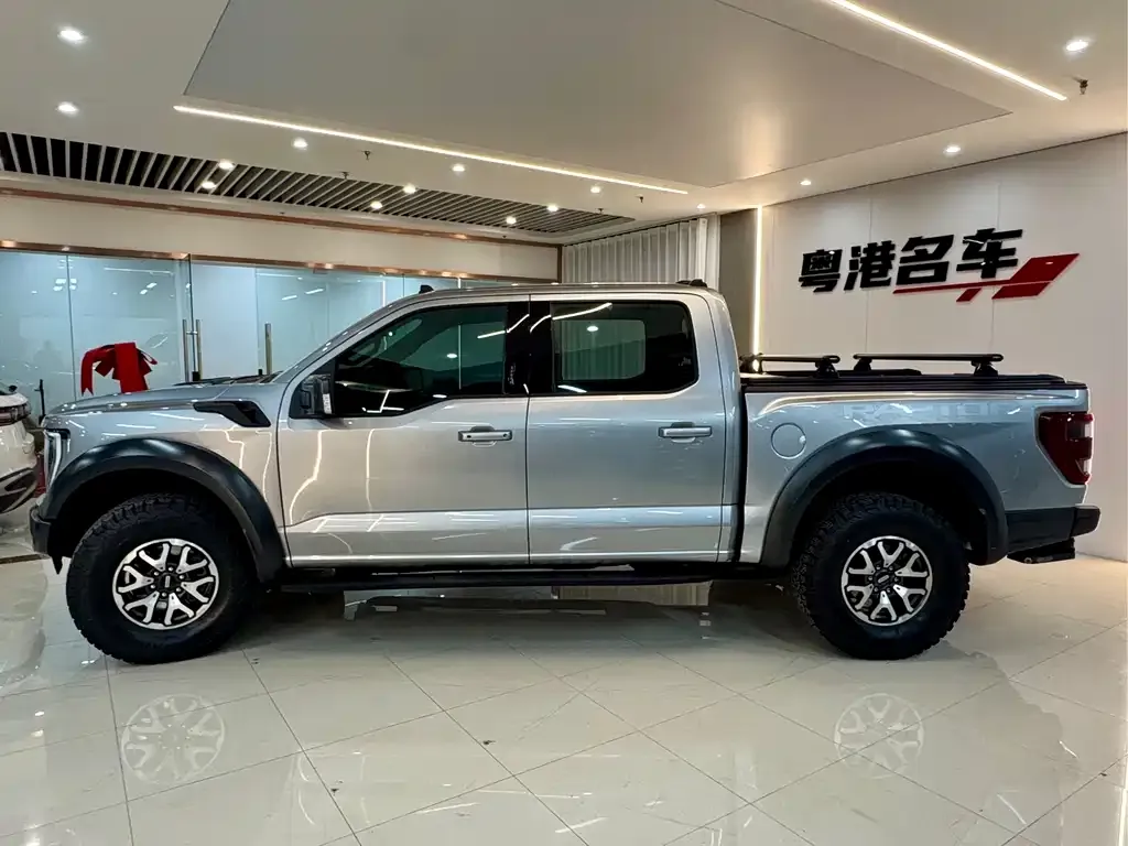 Ford F-150 Raptor — фото 9