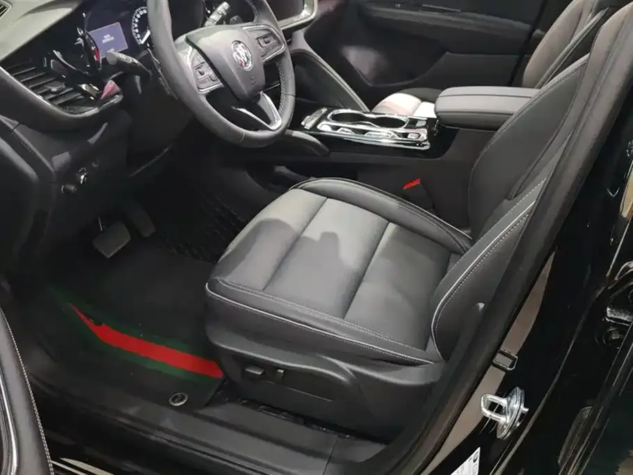 Buick Envision Plus — фото 10