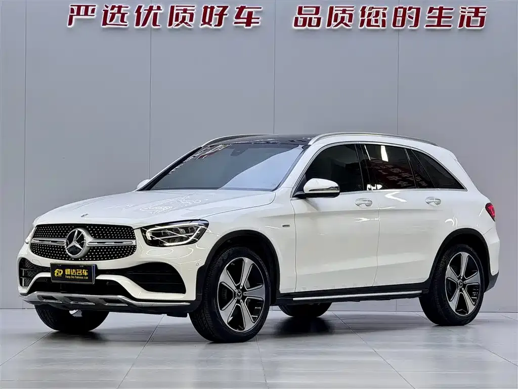 Mercedes-Benz GLC — фото 1