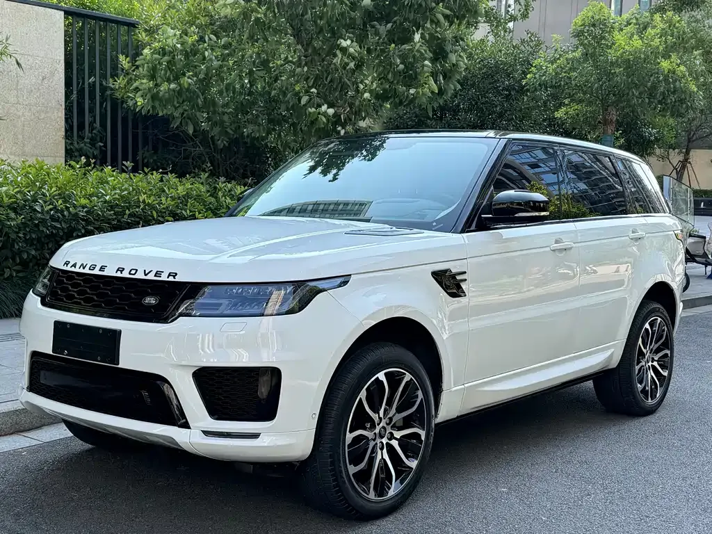 Land Rover Sport — фото 1