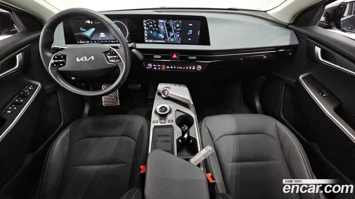 Kia EV6 — фото 8