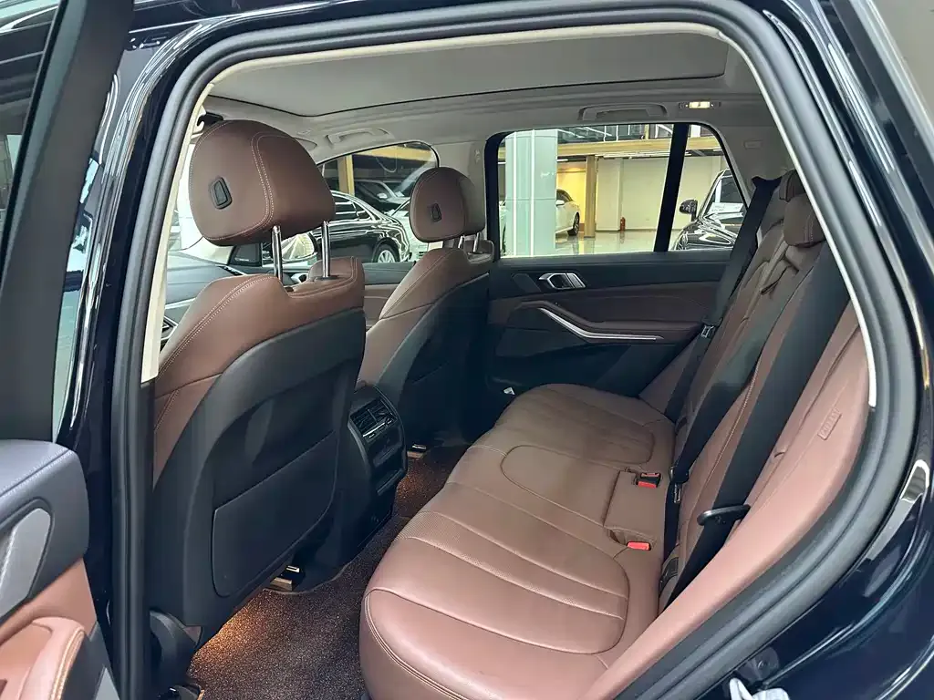 BMW X5 (Import) — фото 4
