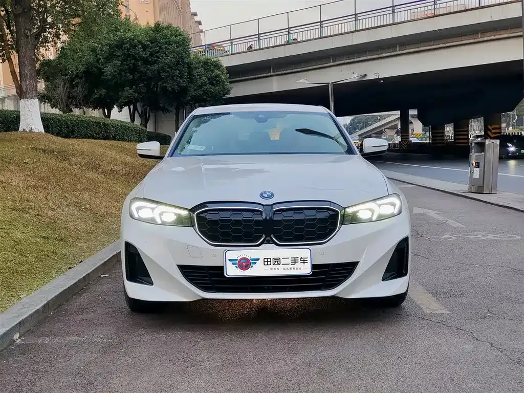 BMW i3 — фото 10
