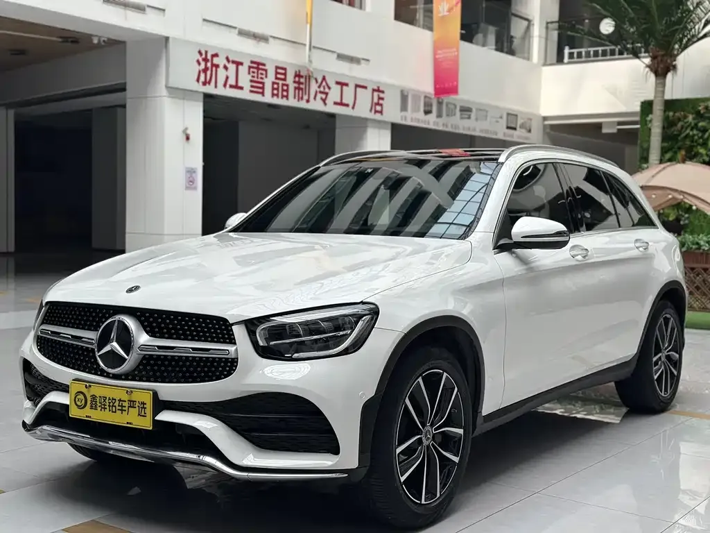 Mercedes-Benz GLC — фото 1