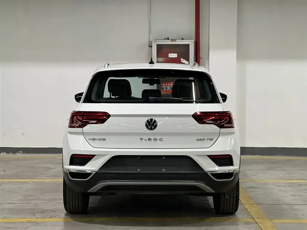 Volkswagen T-Roc — фото 3