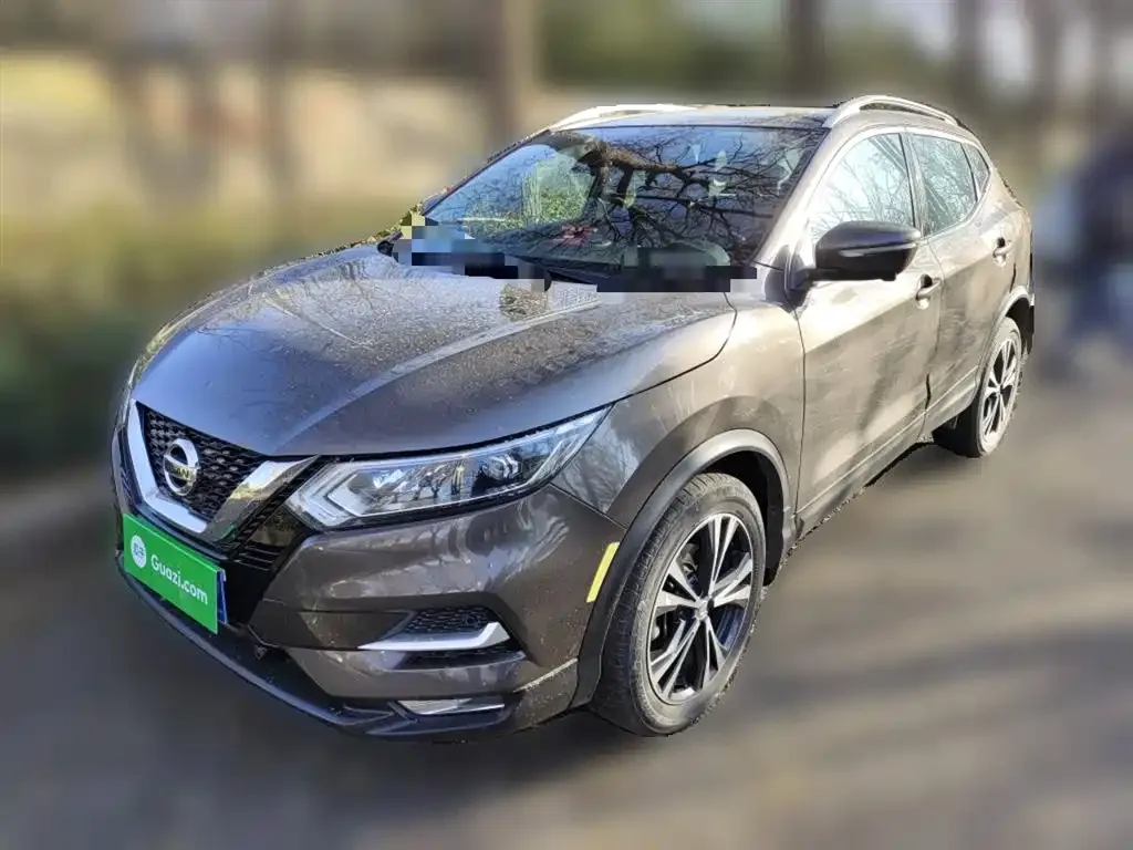 Nissan Qashqai — фото 1