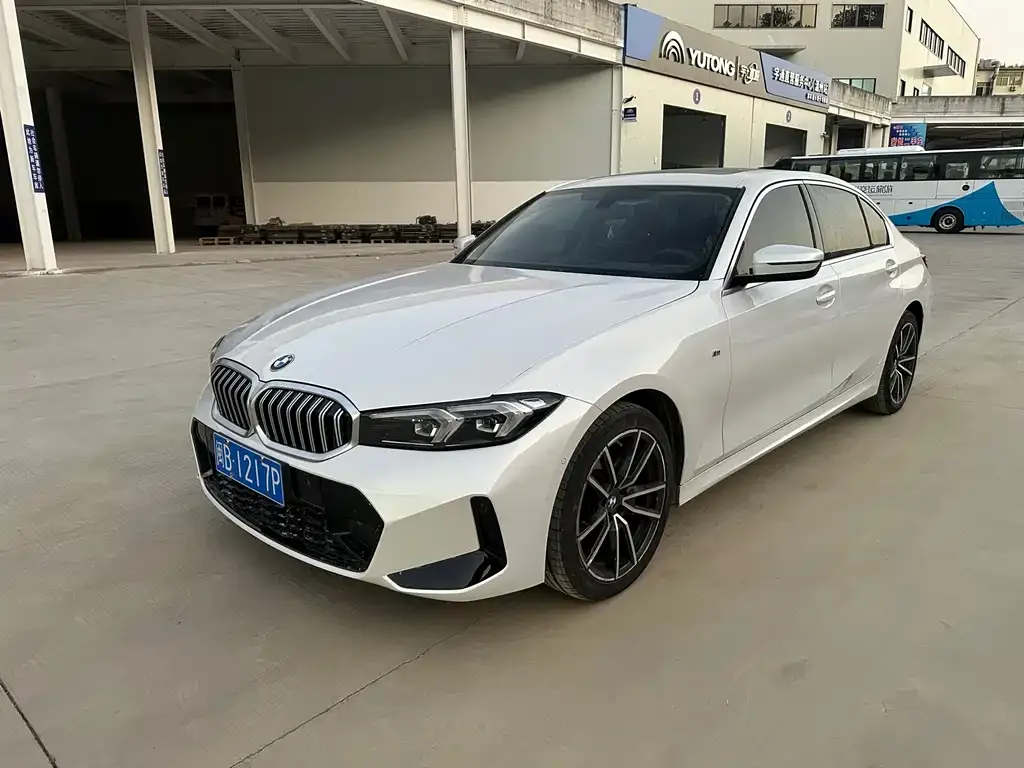 BMW 3 Series — фото 1