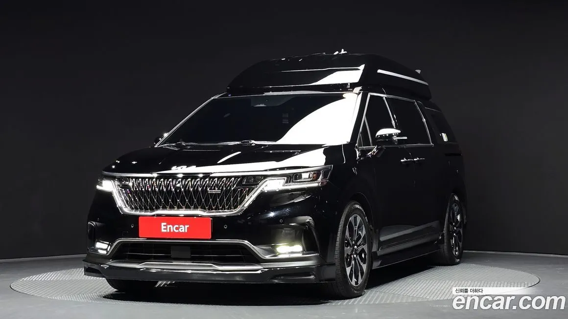 Kia Carnival — фото 1
