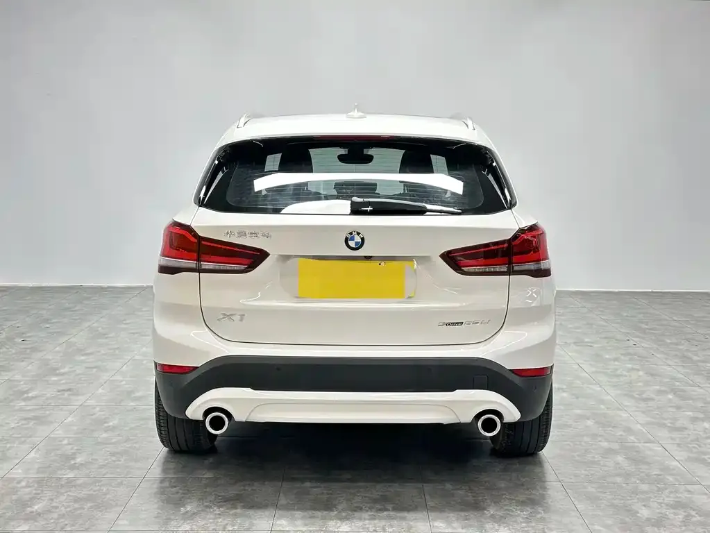 BMW X1 — фото 2