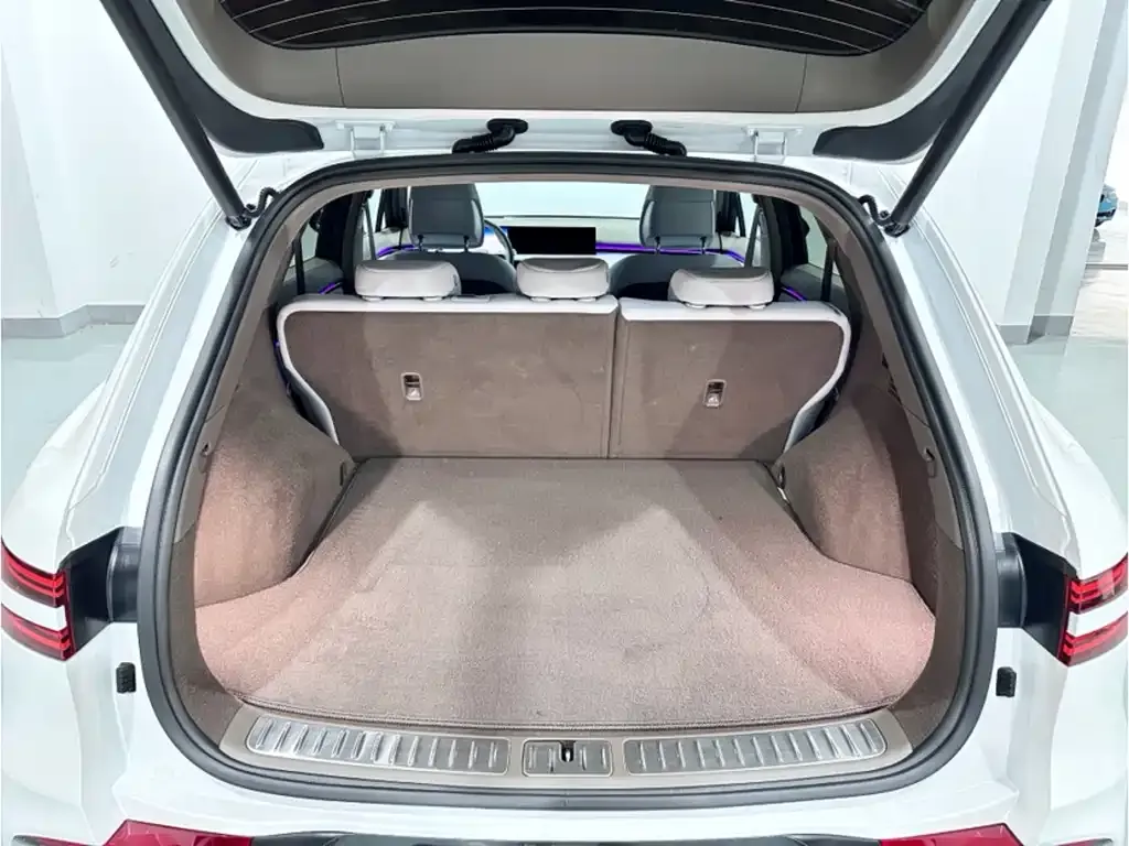 Genesis GV70 — фото 10