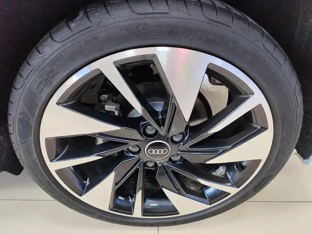 Audi A3 — фото 10