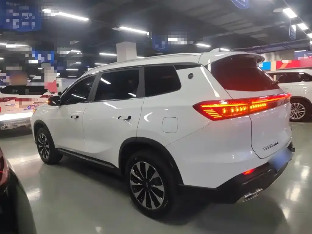 Chery Tiggo 8 PLUS — фото 5