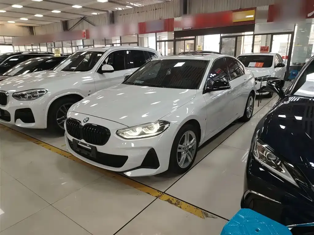 BMW 1 Series — фото 1