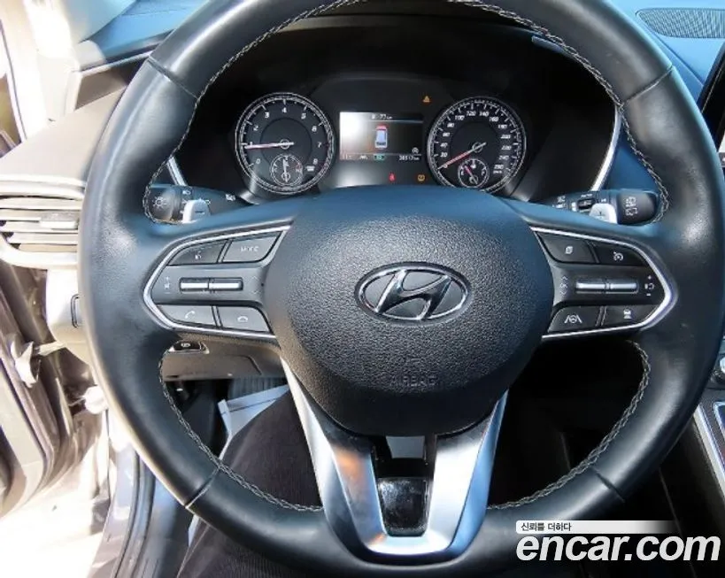 Hyundai Santafe — фото 10