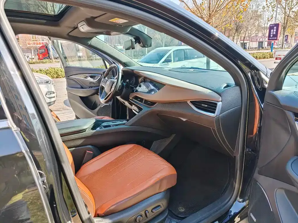 Buick Enclave — фото 4